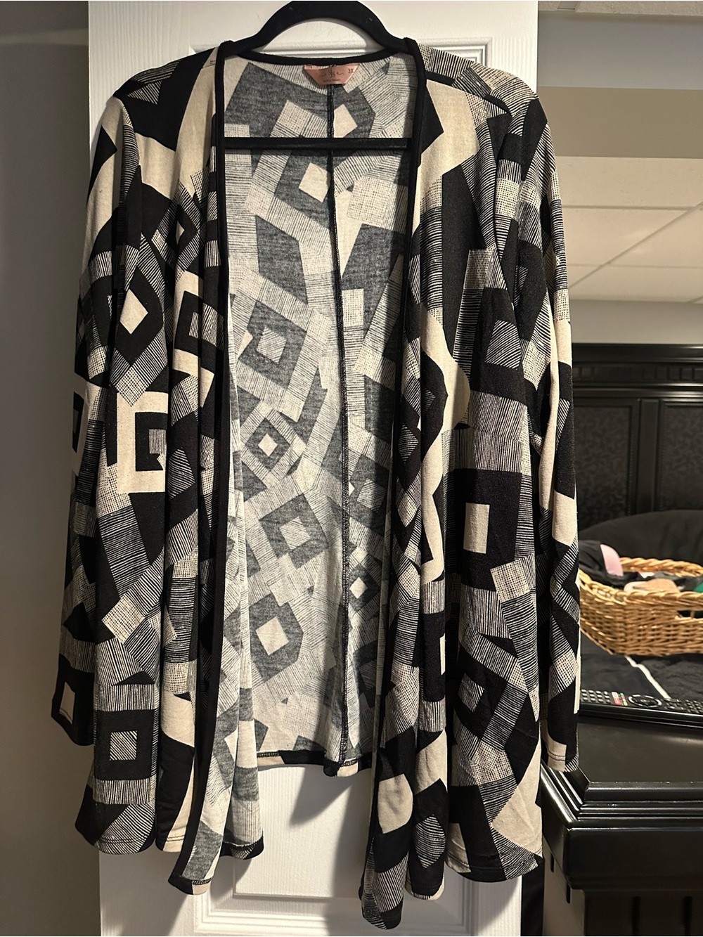 Women’s cardigan